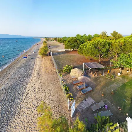 Villa Next To The Waves!