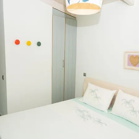 Next To The Waves! Villa Istiaía